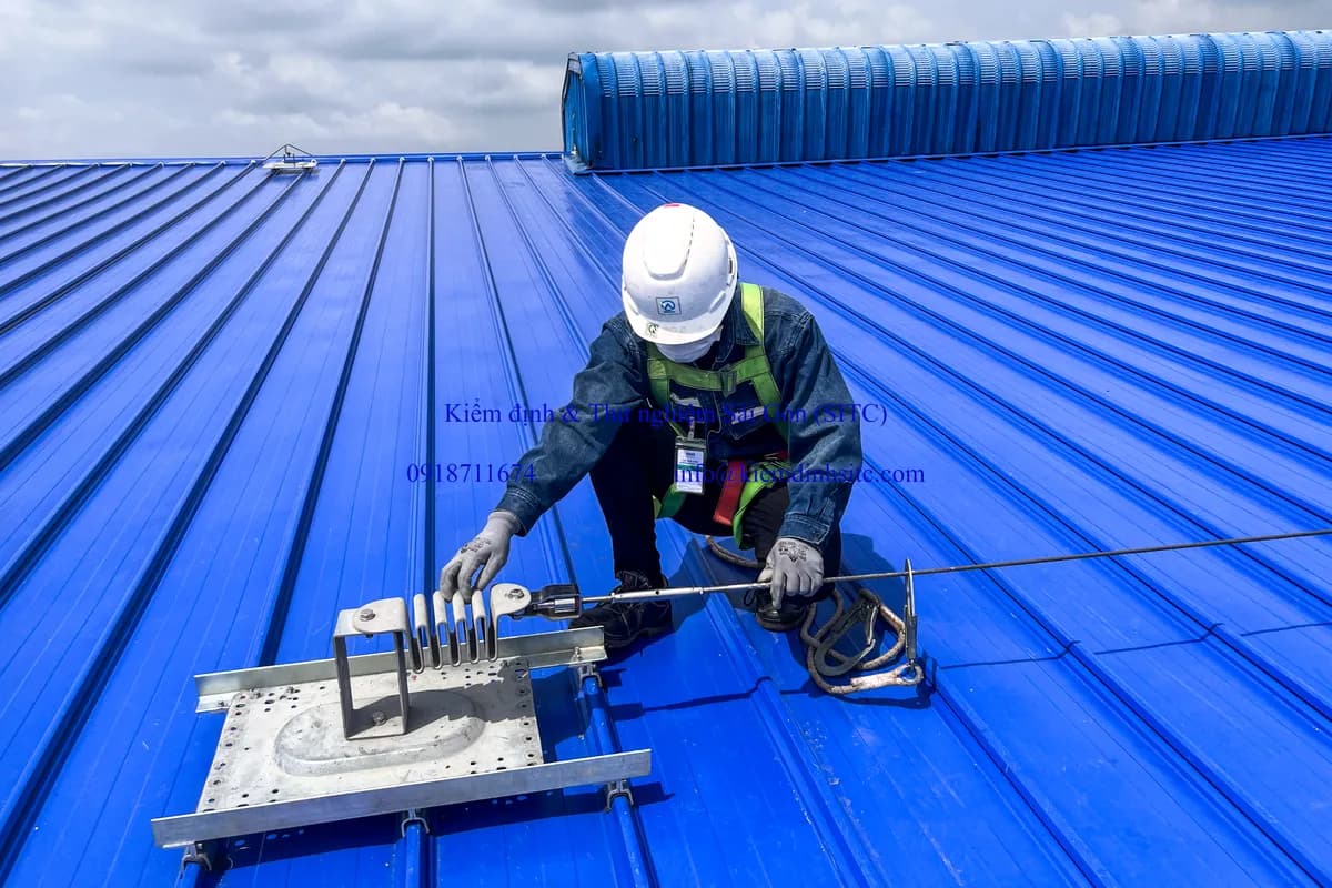 Hướng dẫn kiểm tra và bảo trì hệ thống chống rơi ngã cá nhân - hình 2