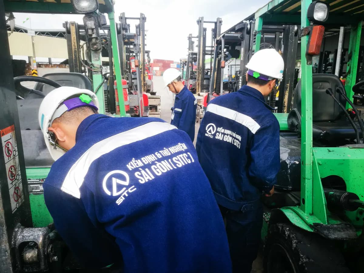 Kiểm định xe nâng hàng SITC