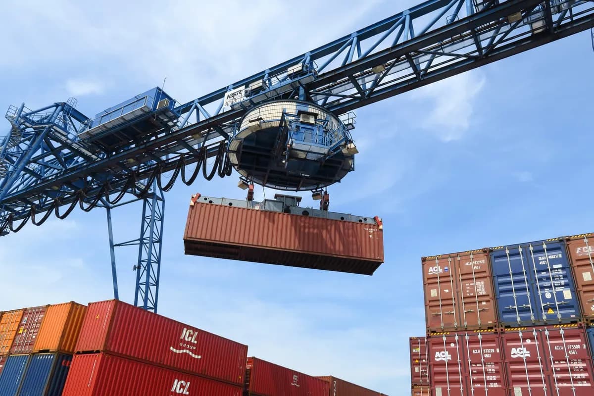 Kiểm tra thử tải container